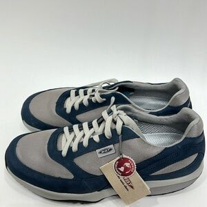 MBT the anti- shoe size.13 NWT.Flaw